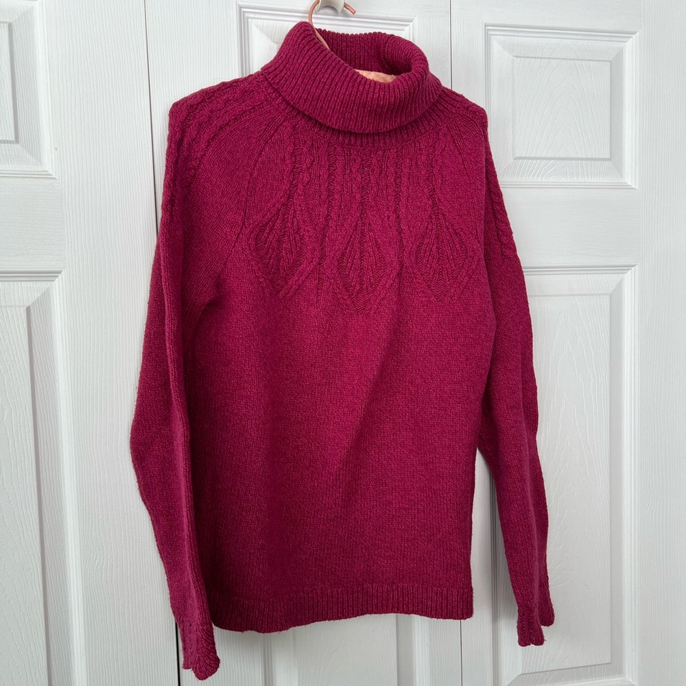 Sundance Mountain View Sweater
Size Small